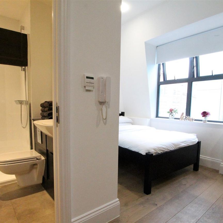 The Bruce Building, Newcastle Upon Tyne - Photo 1