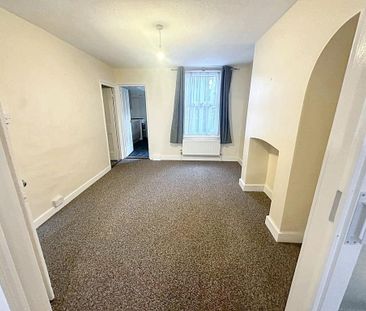 2 bedroom property to rent - Photo 2