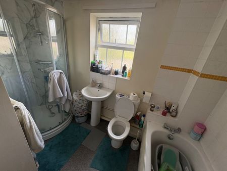 2 Bed Flat, Sarum Road, LU3 - Photo 5