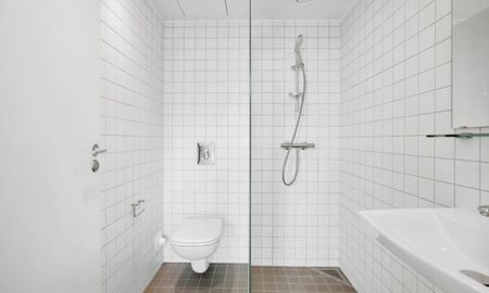 Rummelig 1-værelses lejlighed centralt placeret i Vanløse tæt på shopping og offentlig transport - Photo 5