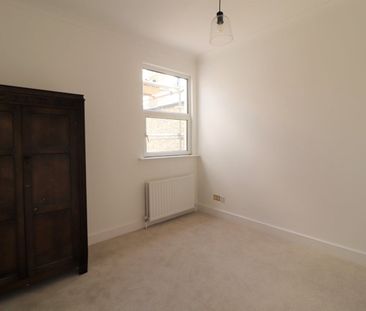2 Bed Flat, Culverley Road, SE6 - Photo 5