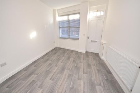 Bridge Street, Neston - Photo 4