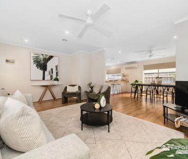 Charm and Quiet by the Bay - Photo 3