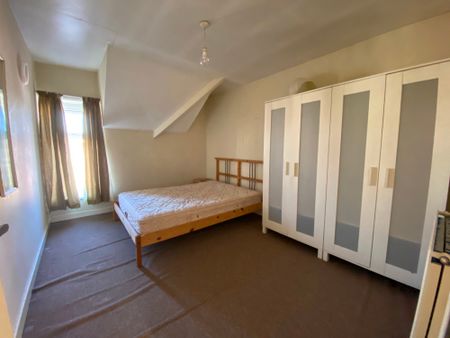 Flat 4 292 Newport Road, Cardiff CF24 1RS - Photo 2