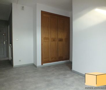 Location Appartement 2 pièces 51m² BELLEY 01300 - Photo 2