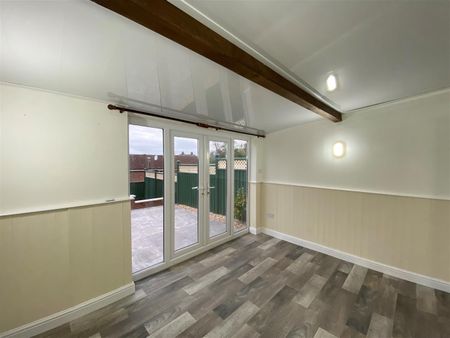 Blackmore Grove, SY13 1RR - Photo 2