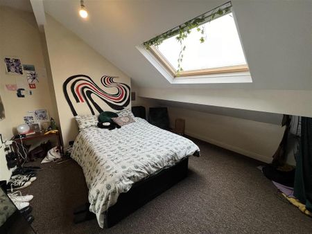 3 bedroom terraced house to rent - Photo 4