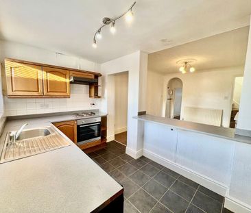 2 bedroom terraced house to rent - Photo 4