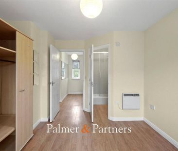 2 bedroom apartment to rent - Photo 3