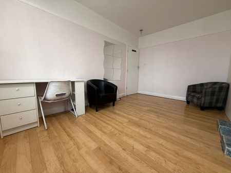 Oldfield Lane North, Greenford, UB6 - Photo 3