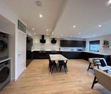 Courtney Road, Kingswood - Photo 4