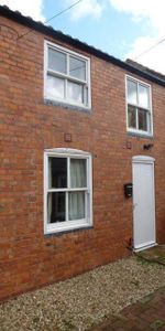 High Street, Spilsby - Photo 4