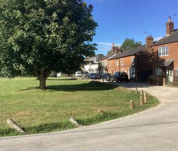 2 bedroom end of terrace house to rent - Photo 1