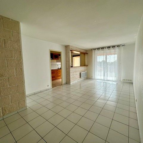 Location Appartement 3 pièces 66m² POITIERS 86000 - Photo 1