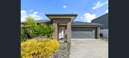 118 Ida West Street, Bonner ACT 2914 - House For Rent | Domain - Photo 4