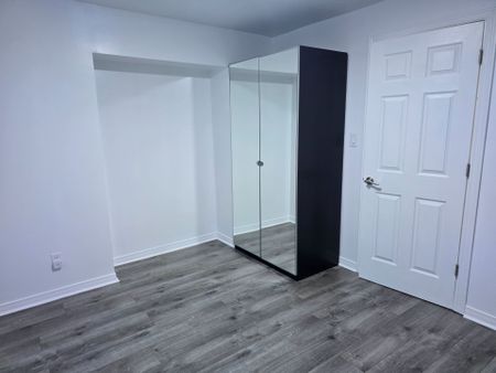 For Lease - 139 Cinrickbar Drive Unit# Lower, Toronto, Ontario - Photo 2