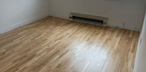 Métro Langelier, à louer, 41/2, - Photo 2