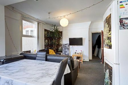 5 bedroom house to rent - Photo 2