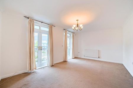 4 bedroom terraced house to rent - Photo 3