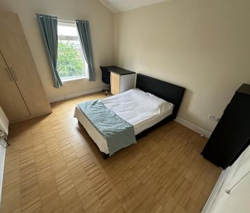 6 bedroom house share to rent - Photo 1