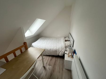 Location Appartement 1 pièce 25m² LILLE 59000 - Photo 4