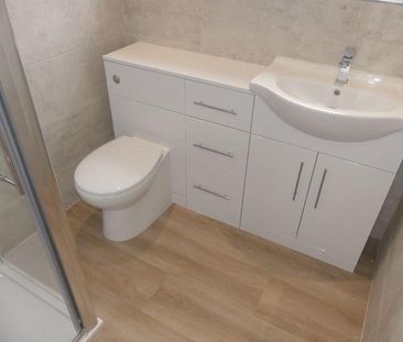 2 bedroom property to rent - Photo 1