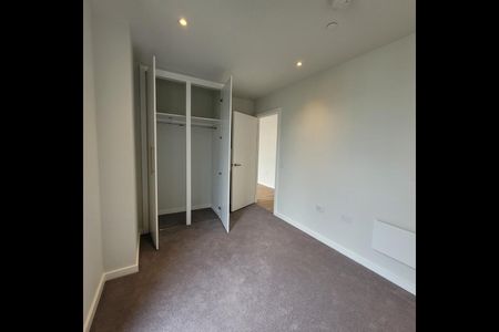 1 Bed Flat, Aspin Lane, M4 - Photo 3