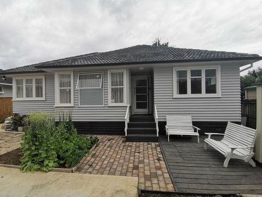 15C Rimu Road, Mangere Bridge - Photo 1