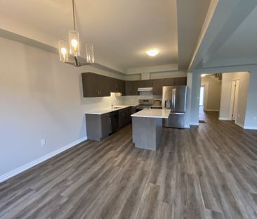 For Lease - 70 Samuel Avenue, Pelham, Ontario - Photo 1