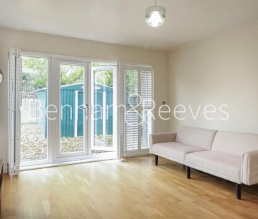 3 bedroom apartment to rent - Photo 5