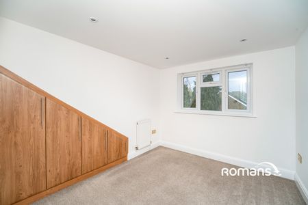 2 bedroom maisonette to rent - Photo 4