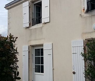 Location Maison 4 pièces 75m² DOMPIERRE SUR MER 17139 - Photo 3