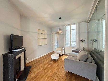 APPARTEMENT MEUBLÉ T2 67 M² - HYPER CENTRE - Photo 2