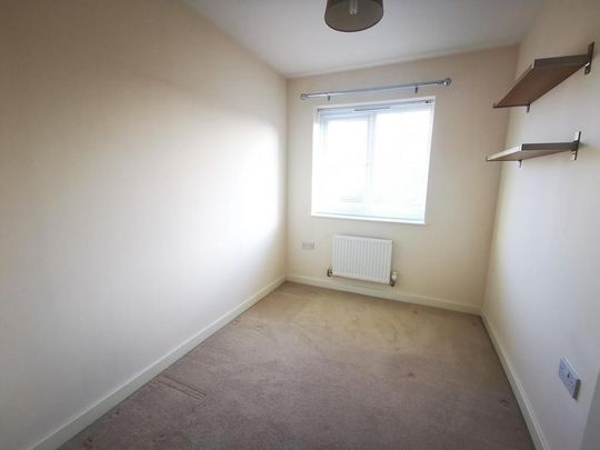 3 bedroom semi-detached house to rent - Photo 1