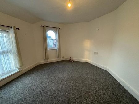 Cannock Road, Cannock, Property for rent - Photo 2