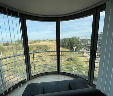 Modern appartement met zicht op de duinen en lateraal zicht op zee - Photo 2