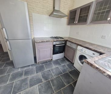 Whitehall Street, Wakefield - Photo 3