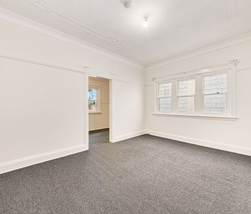 OVERSIZED ONE BEDROOM PLUS STUDY! - Photo 1