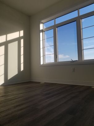 For Lease - 82 Feather Road, Welland, Ontario - Photo 1