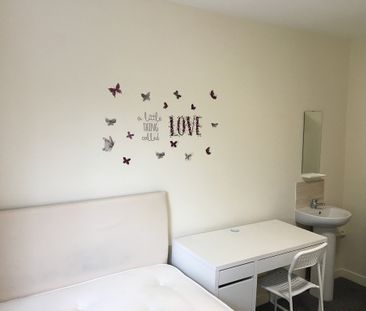 Room in a Shared House, Charter Avenue, CV4 - Photo 4