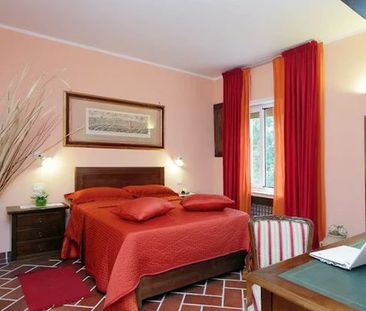 Via Cincinnato, Rome, Lazio 00175 - Photo 5