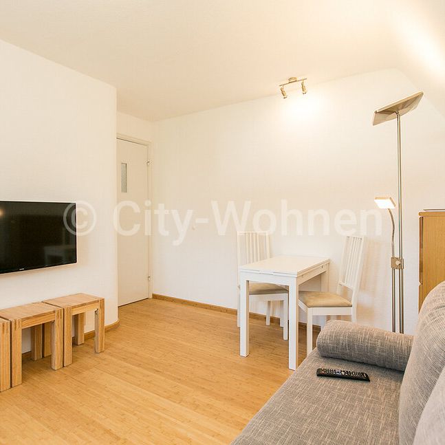 Schöne und helle Wohnung in grüner Lage in Hamburg-Marienthal - Photo 1