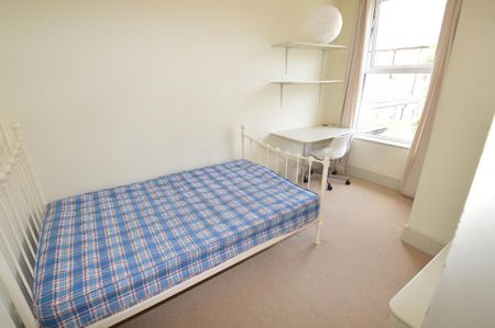 5 bedroom house to rent - Photo 2