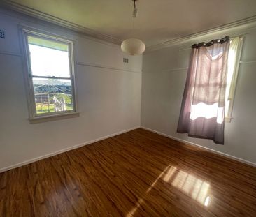 Three Bedroom Family Home - Photo 1