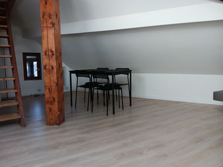 CHAMBERY CENTRE Beau studio meublé – REF 555 - Photo 5