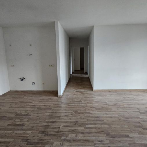 3 Zimmerwohnung mit Loggia und Schrankraum – unbefristeter Mietvertrag - Photo 1