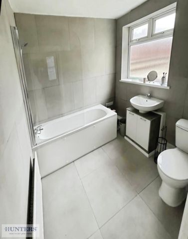 3 bedroom House To Let Total Size: 1131 SQ FT - Photo 5