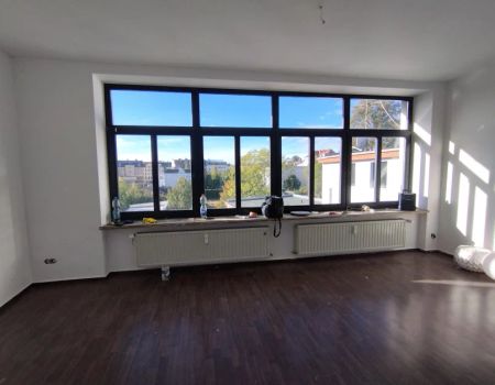 Frisch renovierte Maisonettewohnung mit Sichtbalken und 2 Bäder - Photo 2