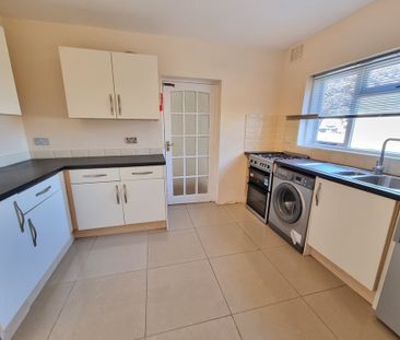 4 Bed Student Accommodation - Photo 2