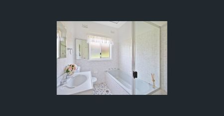 Single-Level Living in Convenient Location - Photo 5